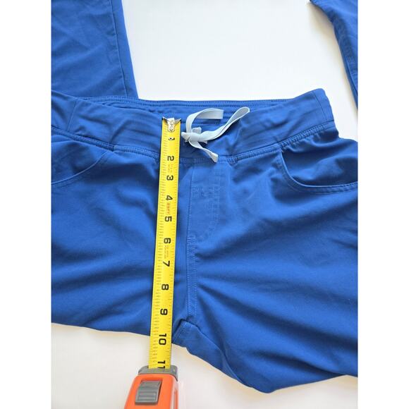 Figs Womens Kade Cargo Scrub Pants Size S Blue PO 1289 Pockets - Picture 3 of 14